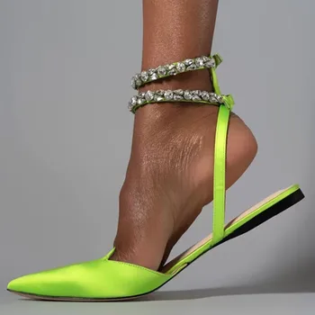 Сандалии на плоской подошве с бриллиантами, женская обувь с заостренной атласной пряжкой, сандалии
