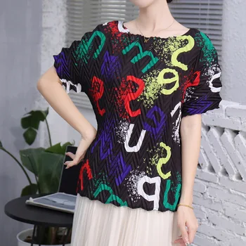 Miyake Плиссированные топы, женские летние новинки 2023, модный пуловер с красочным буквенным принтом, круглый вырез, утягивающая футболка Wild