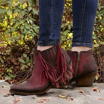 Ботинки в западном стиле, Модные ботинки Челси с острым носком, осень-зима, Новая крутая обувь, женская винтажная обувь с боковой молнией и бахромой